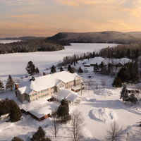 Auberge du Lac-à-l'Eau-Claire