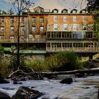 Le Moulin Wakefield Hôtel & Spa