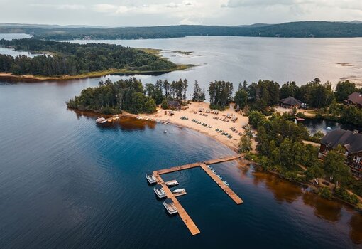 Auberge du Lac Taureau packages
