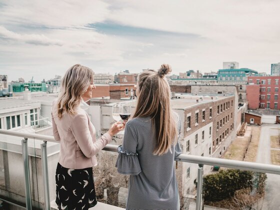 Hôtel Saint-Sulpice - Montreal - Romantic Getaway