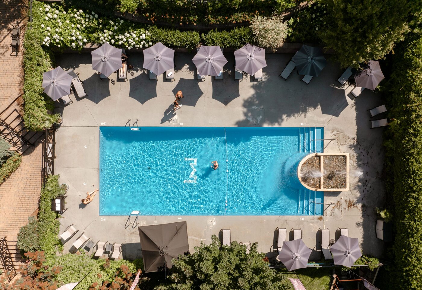 Hôtel Château-Bromont - Cantons-de-l'Est - Piscine extérieure