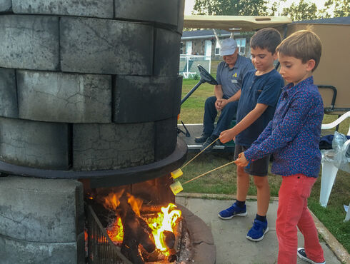 Hôtel Cap-aux-Pierres Charlevoix feu de camp