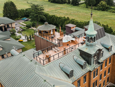 Hôtel Montfort Centre-du-Québec terrasse