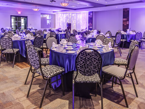 Hôtel Chicoutimi Saguenay-Lac-Saint-Jean reception room