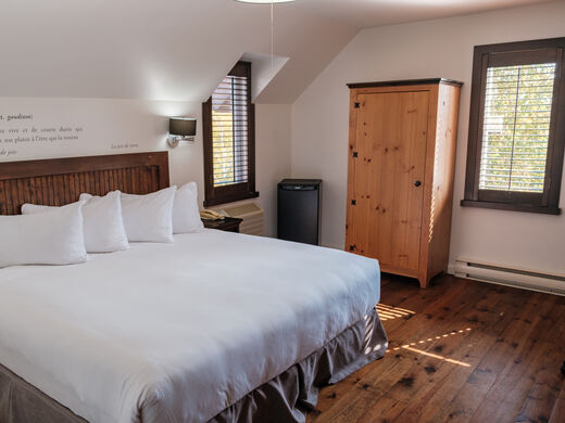 Auberge du Lac Taureau Lanaudière Standard Room