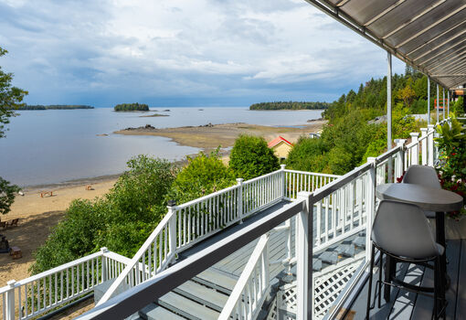 Auberge des îles - Saguenay lac Saint-Jean - vue été